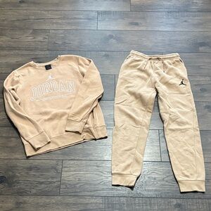 Jordan Beige Sweatshirt and Joggers Set